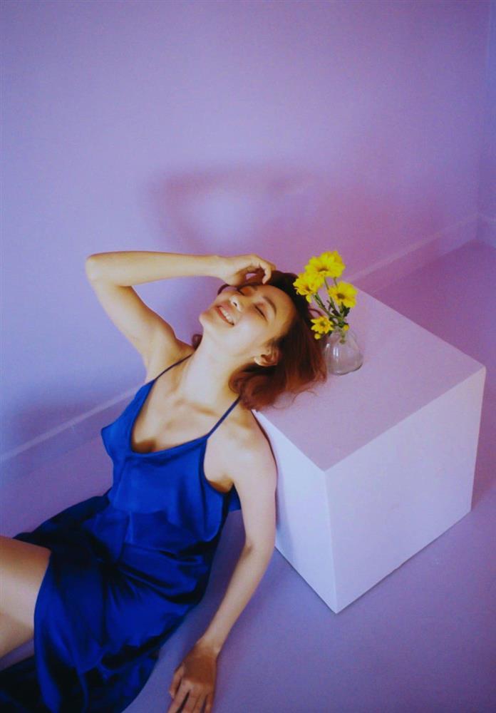 Ngân Khánh khoe ảnh, dân tình xin vía da đẹp, lỗ chân lông vô hình ai nhìn cũng mê-7