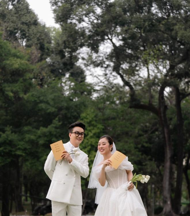 HOT: Ca sĩ TiTi (HKT) kết hôn vào tháng 4, sắc vóc gợi cảm của cô dâu gây ấn tượng-9