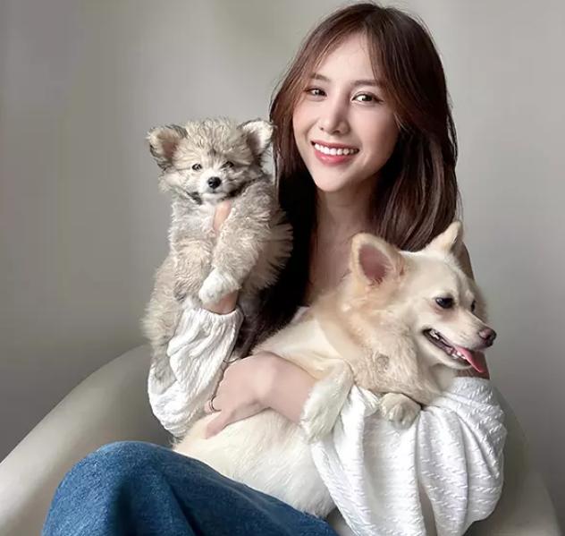 Con gái NSND Trần Nhượng bị nhầm là vợ mới cưới của bố: Từ bé chịu thiệt thòi, được kỳ vọng là mỹ nhân VTV thế hệ mới-1