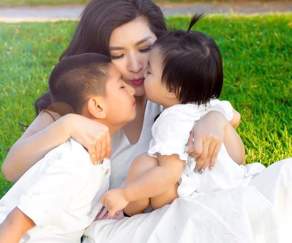 Nữ ca sĩ Việt đi qua 2 cuộc hôn nhân, con trai bị tự kỷ, 43 tuổi tìm được chân ái cuộc đời-4