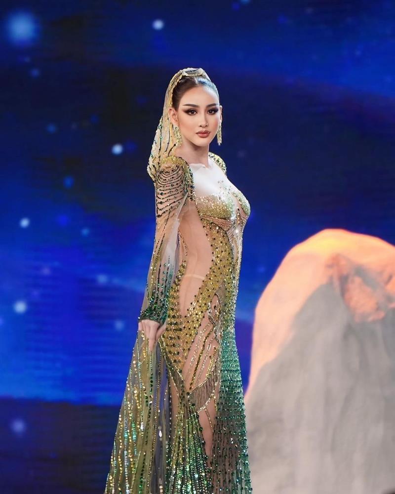 Người đẹp cao 1,76 m gây chú ý ở Hoa hậu Hòa bình Thái Lan-2