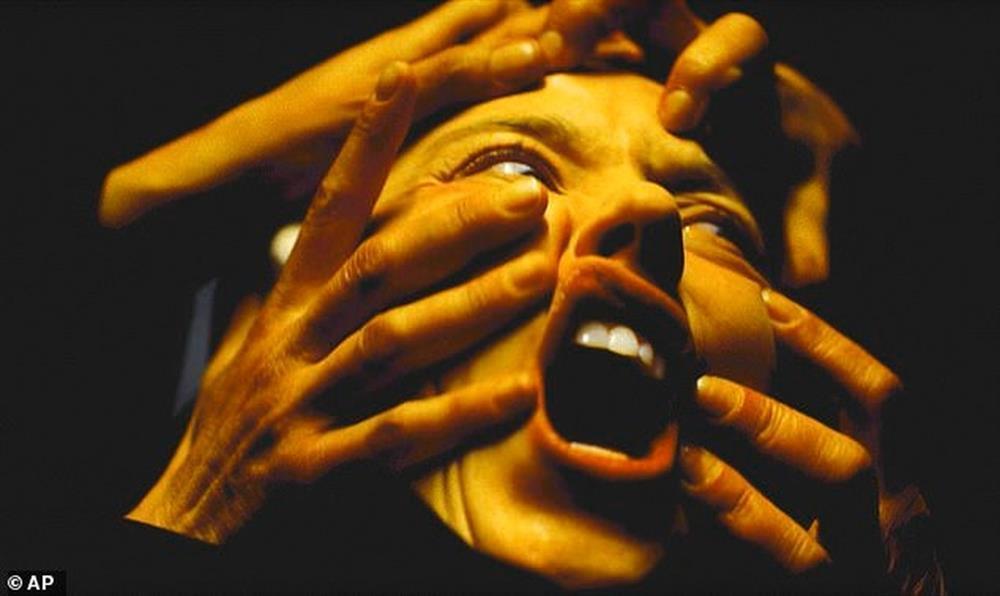 Bộ phim kinh dị khiến khán giả nôn ói trong phòng chiếu-2