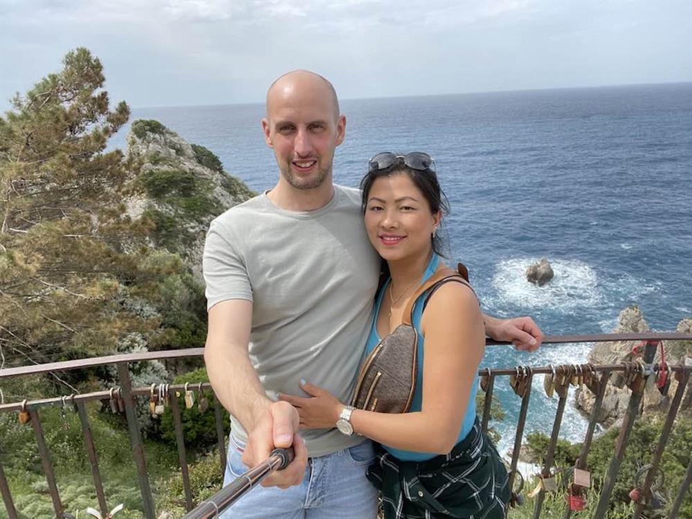 Cô bé HMông nói tiếng Anh như gió có tình yêu mới sau 5 năm ly hôn-3