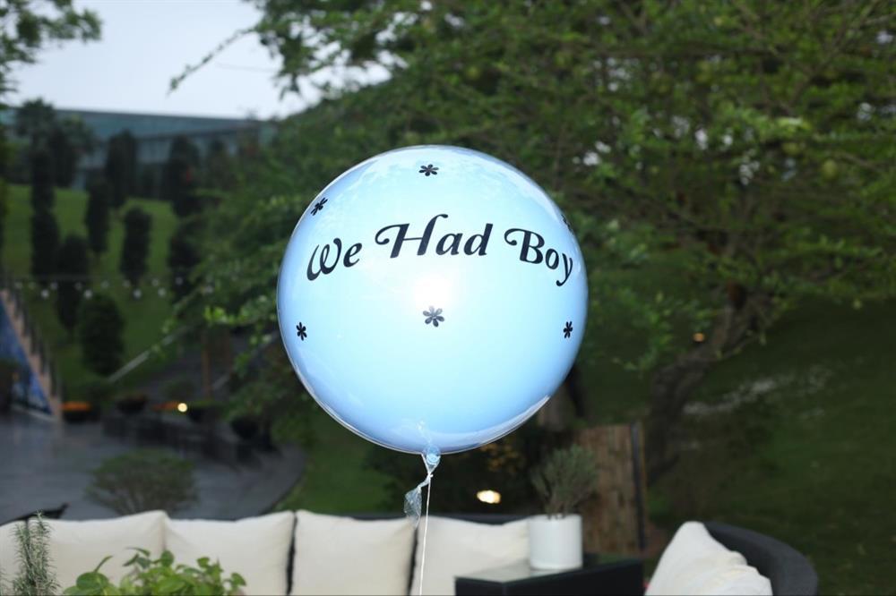 Quang Hải và Chu Thanh Huyền thông báo sắp có con trai đầu lòng ở lễ cưới-2