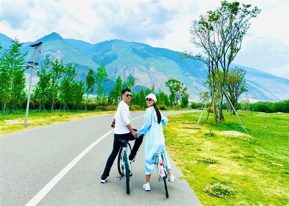 Lã Thanh Huyền gửi lời ngọt ngào kỷ niệm 18 năm bên chồng đại gia-1