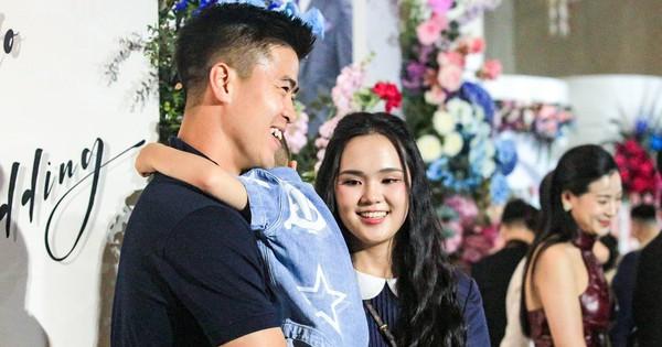 Vợ Duy Mạnh lên tiếng khi con trai bị dân mạng công kích vì một hành động ở đám cưới Quang Hải-1