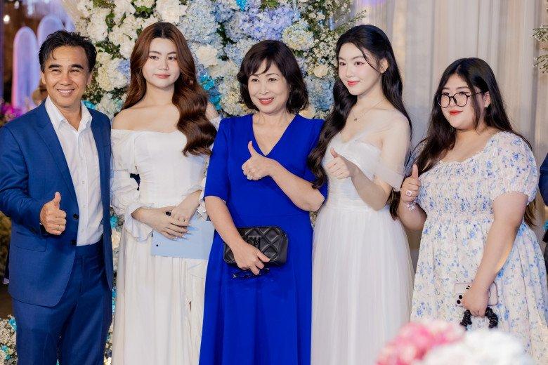 Tròn 18 tuổi, con gái Quyền Linh được chiều như công chúa: Tổ chức sinh nhật sang chảnh, visual như Lọ Lem đời thực-3