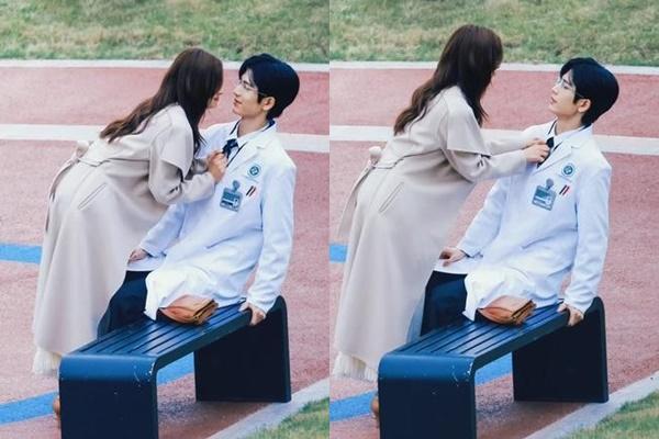 Bạch Lộc và Triệu Lệ Dĩnh đụng hàng phong cách xanh mát, ai xinh đẹp hơn ai?-8