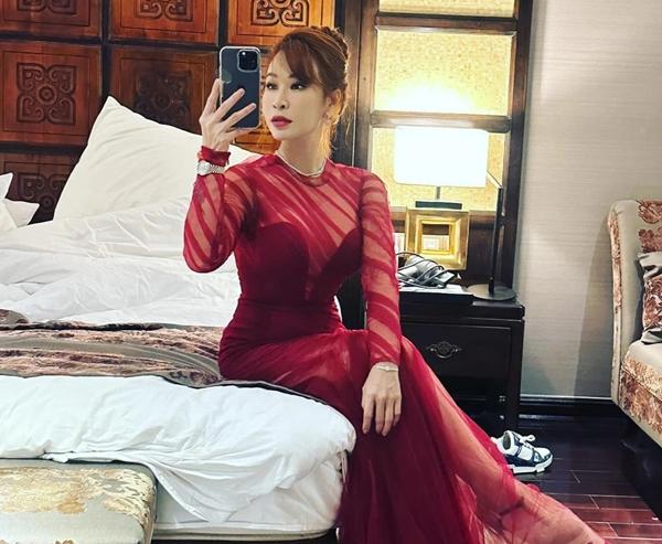 Uyên Linh: Tôi không thách thức số đông, không đôi co với dân mạng-7