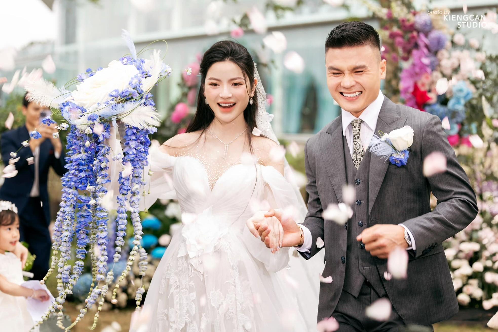 Thấy gì từ lùm xùm của vợ chồng Quang Hải với studio ảnh cưới?-2