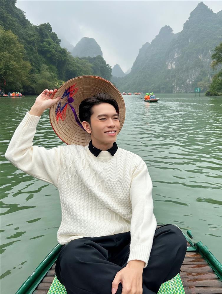 Người trẻ nhịn ăn, nhịn vệ sinh để livestream, mua nhà lầu chỉ sau một đêm?-3