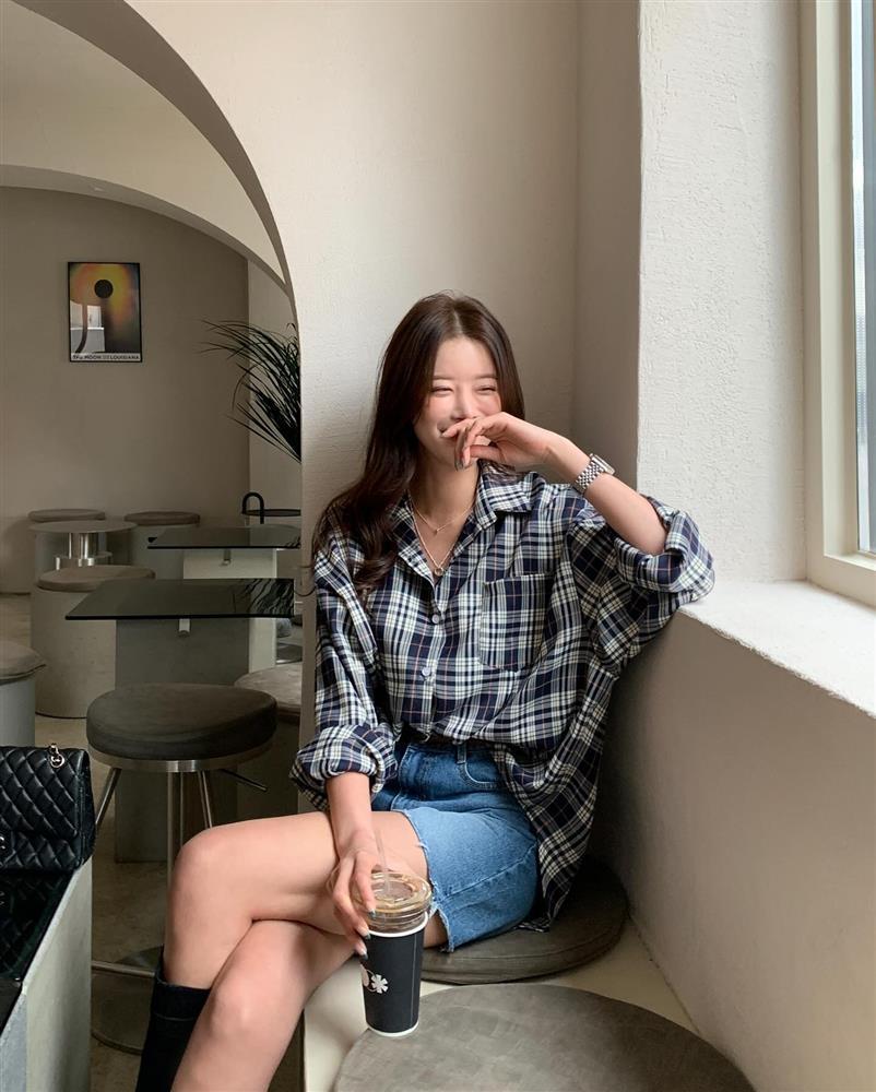 4 xu hướng trang phục denim phủ sóng mùa hè 2024, cứ mặc là trẻ trung-4