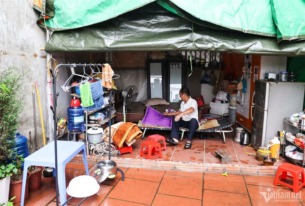 Người dân bàng hoàng kể lại phút ngôi nhà bị sông Cầu nuốt chửng-2