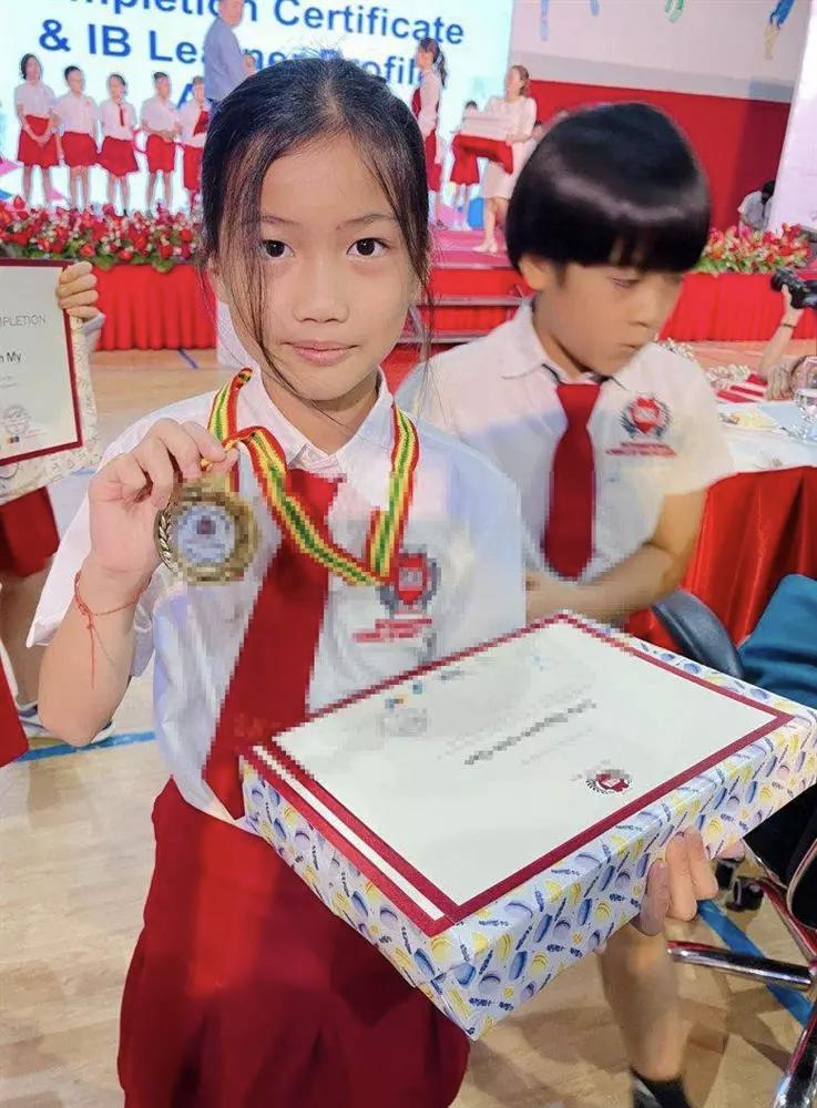 Con gái Ốc Thanh Vân được mẹ nuôi dạy tỉ mỉ, sở hữu tài năng chỉ 1% dân số có, sang Úc lớn phổng phao thấy rõ-5