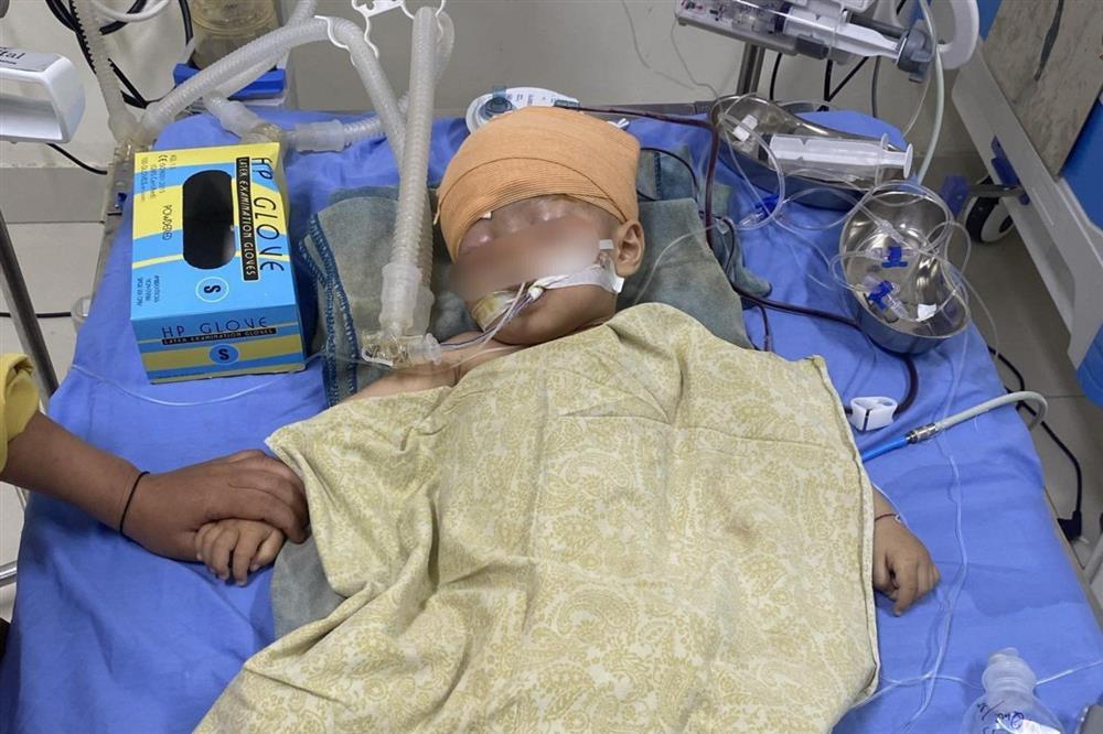 Tiết lộ bất ngờ vụ bé trai 1 tuổi chấn thương não sau 3 ngày gửi trường mầm non-1