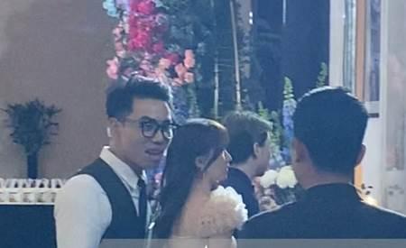 Hòa Minzy đáp trả cực duyên dáng khi được so sánh nhan sắc với cô dâu Chu Thanh Huyền-2