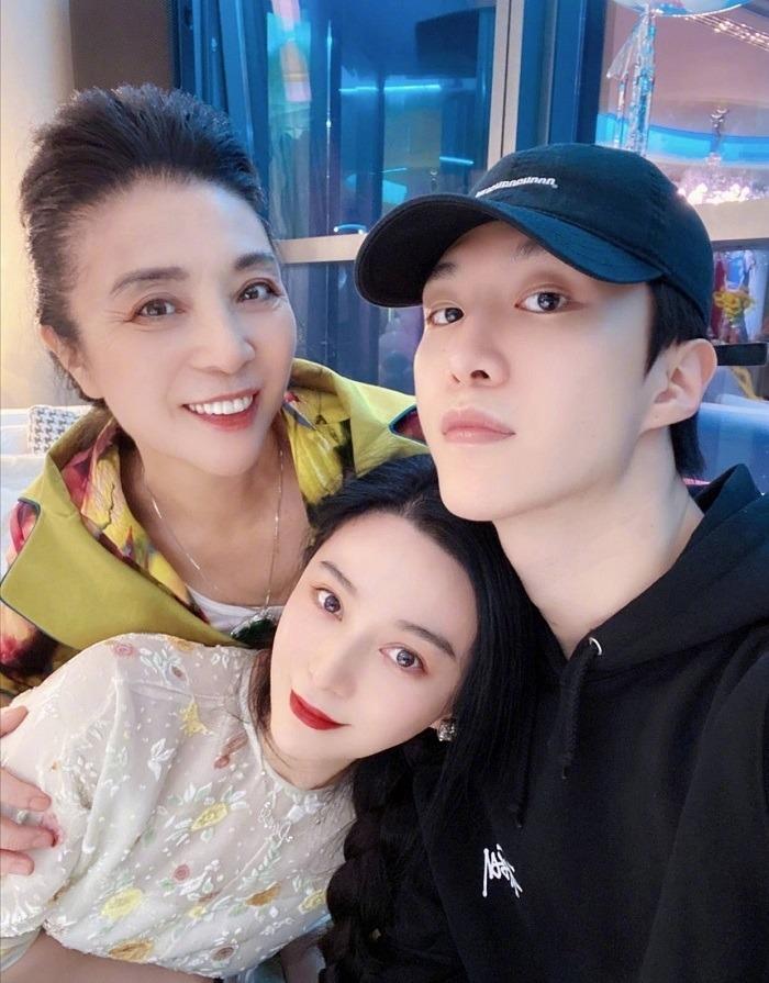 Em trai Phạm Băng Băng bất ngờ đáp trả về ồn ào được chống lưng-5