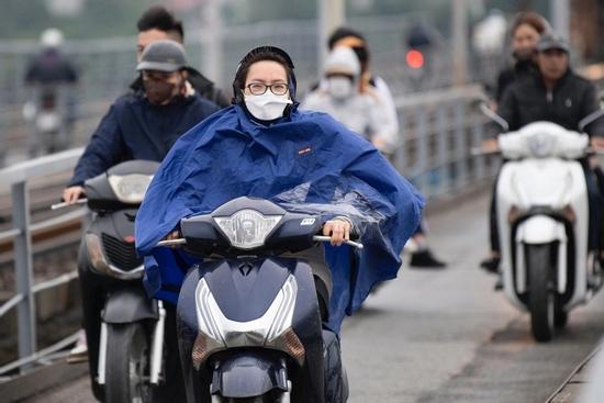 Đón 'rét nàng Bân', miền Bắc mưa dông