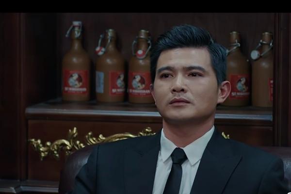 Đóng vai quá đểu cáng, Quang Sự nhận 4 cái tát từ NSND Mỹ Uyên-4