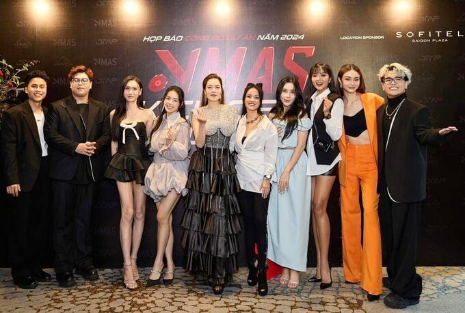 H’Hen Niê lộ nhẫn khủng ở ngón áp út sau tin bí mật kết hôn-2