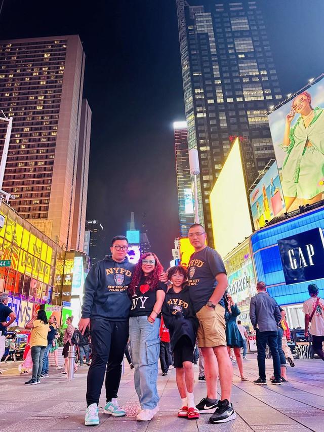 Cậu bé được Công Lý mời đóng quảng cáo 17 năm trước: Dậy thì thành công, diện mạo điển trai bất ngờ-3