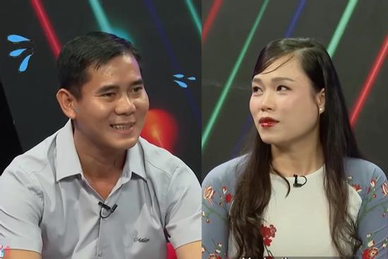 Nữ kế toán xinh đẹp từ chối hẹn hò với chàng kỹ thuật viên bằng tuổi