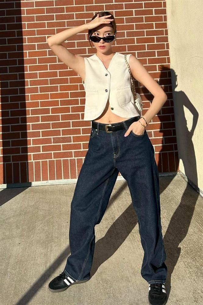 Học Jessica cách diện áo gile sang xịn và tôn dáng trong mùa hè-4