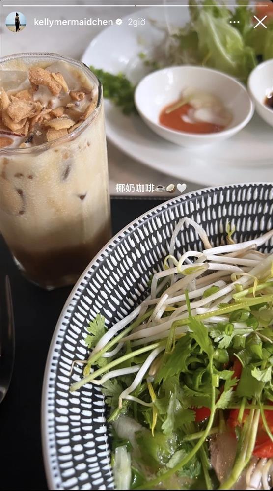 Lâm Chí Dĩnh cùng vợ đến du lịch Đà Nẵng, Trần Nhược Nghi thích thú khoe món phở và cà phê dừa-2