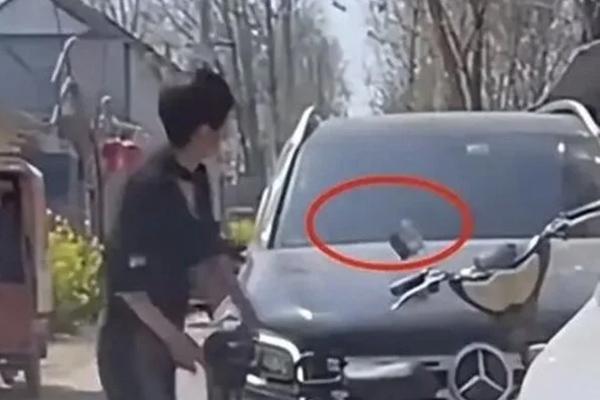 Ngoại hình xuống sắc sau 1 năm đi làm, cô gái được công ty bồi thường hơn 30 triệu để làm đẹp-2