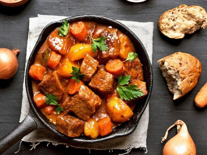 Cách nấu bò kho ngon chuẩn vị đơn giản-1