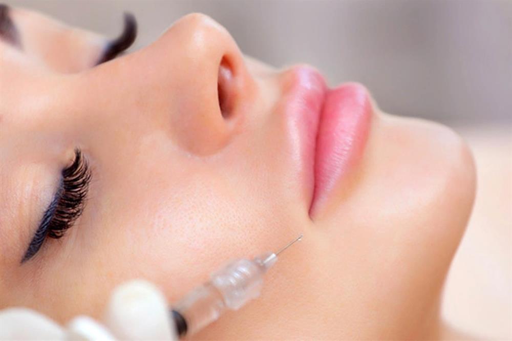 Đi tiêm tan filler ở thẩm mỹ viện: Cẩn thận lành thành què-4
