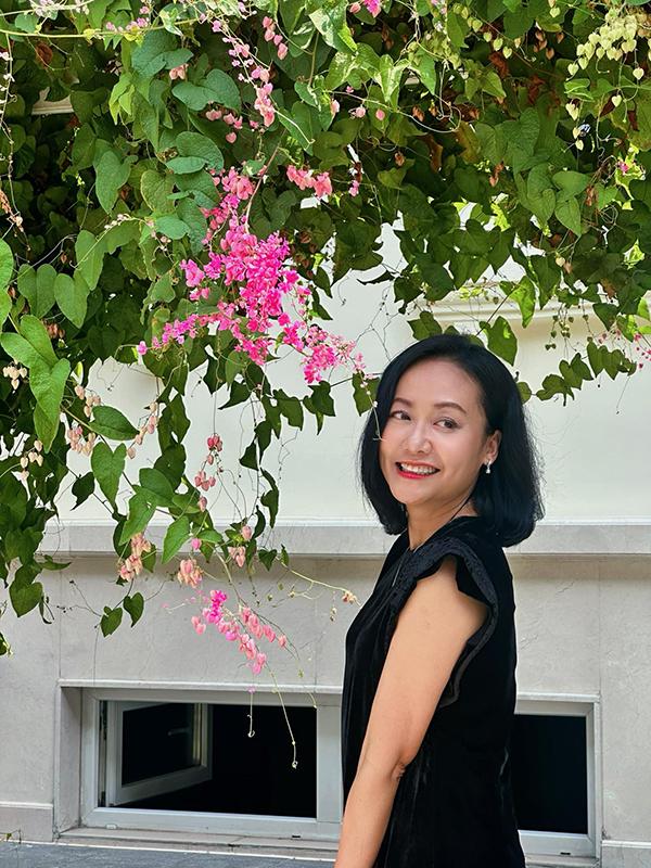 Bạch Vân Người Đẹp Tây Đô: Tuổi trung niên bình an bên chồng nhà phê bình văn học nổi tiếng-6