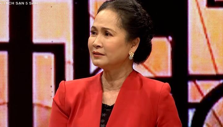 Mẹ chồng Lan Hương bị người thân hỏi: Sao cứ nhận những vai vô duyên thế?-1