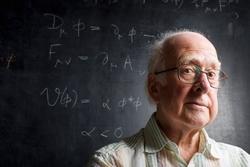 Peter Higgs, nhà vật lý học vĩ đại phát hiện ra 'hạt của Chúa', đã qua đời