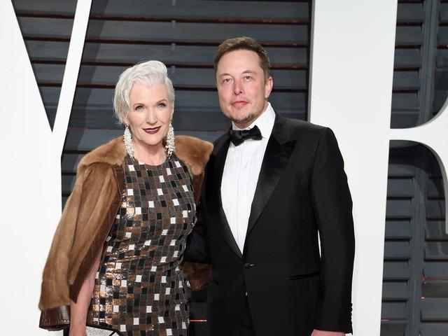 Mẹ Elon Musk nuôi con một mình trong khó khăn nhưng tất cả đều thành tỷ phú và triệu phú tự thân-2