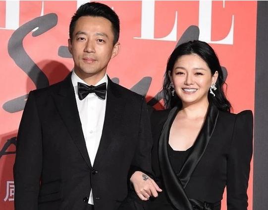 Uông Tiểu Phi đưa vợ sắp cưới đi du lịch giữa lúc đấu tố với vợ cũ Từ Hy Viên-3