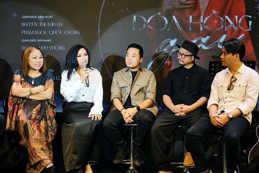 Vì sao Siu Black lùi về sau hỗ trợ Phương Thanh?-1