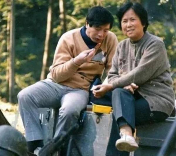 Dương Khiết, nữ đạo diễn đa tài của Tây Du Ký 1986 và 2 cuộc hôn nhân đáng ngưỡng mộ-2