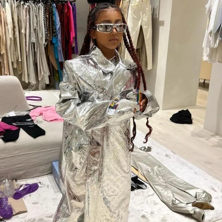 Khám phá tủ đồ sang chảnh của richkid North West-2