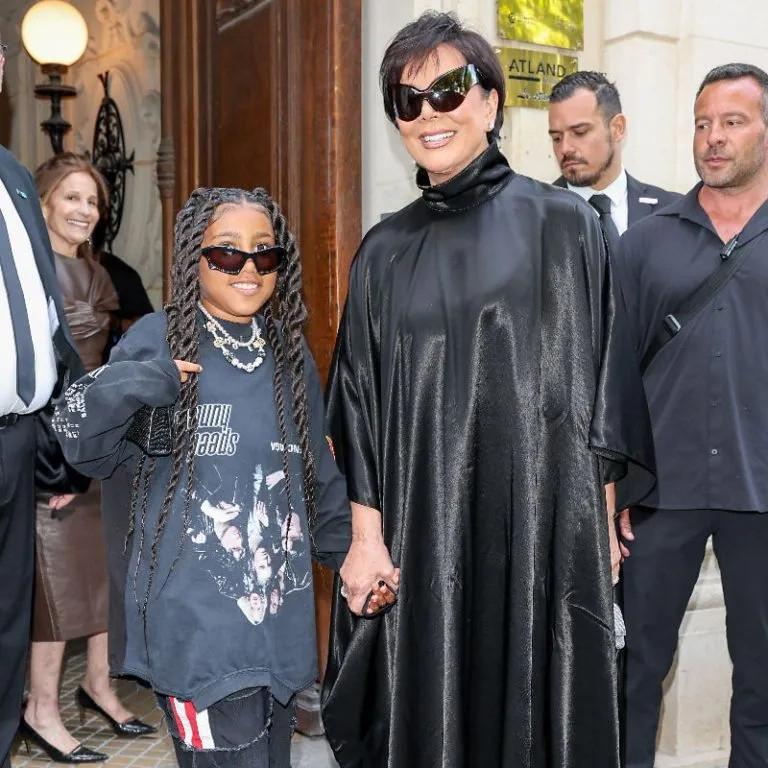 Khám phá tủ đồ sang chảnh của richkid North West-11