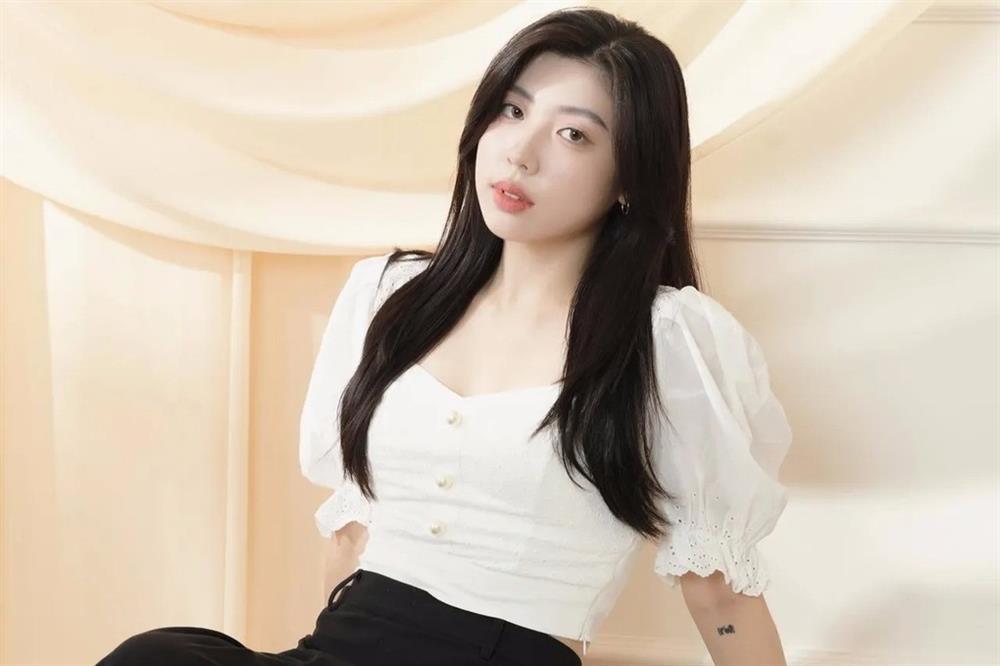 Nam thần xứ Đài gọi điện chia tay bạn gái sau khi bị lộ loạt ảnh ngoại tình-3