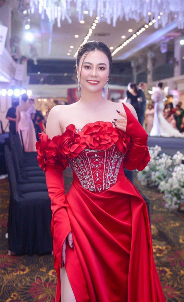 Hoa hậu Phan Kim Oanh hội ngộ sao nam đình đám Quỳnh Búp Bê-2