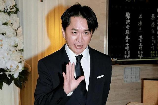 Tỷ phú Hong Kong trước khi qua đời yêu cầu con trai tiêu hết tài sản hàng ngàn tỷ, lý do vì sao?-4