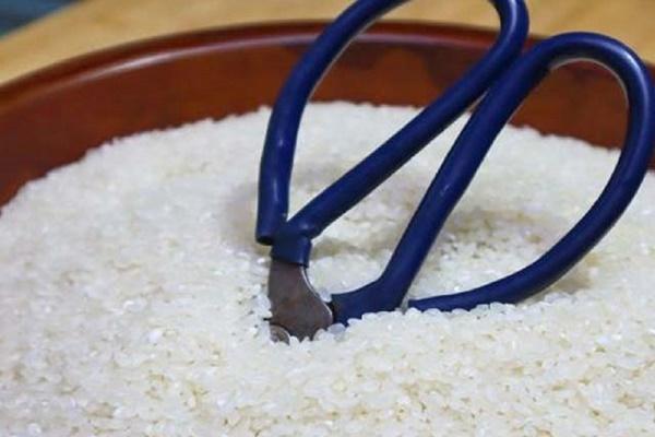 Cách rửa nồi bị cháy nhanh chóng, hiệu quả trong vòng một nốt nhạc-2