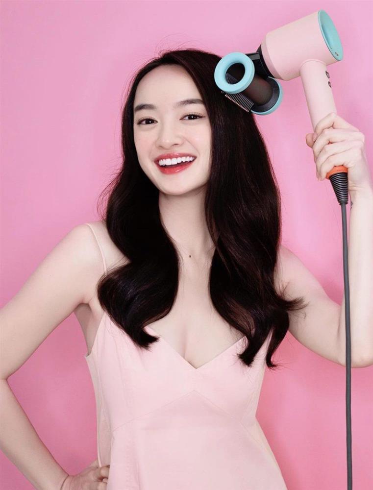 Mỹ nhân trăm tỷ Kaity Nguyễn có hình thể quyến rũ, không mặc hở bạo cũng đủ cuốn hút-4