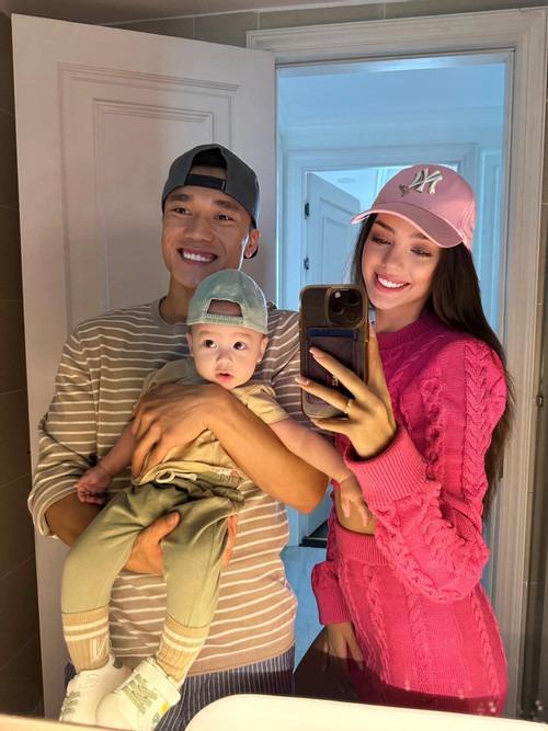 Vợ Tây của thủ môn Bùi Tiến Dũng: Body gái một con nóng bỏng, thần thái chuẩn model-3