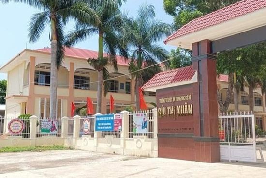 Xác minh vụ nam sinh lớp 6 nhảy lầu ở trường học