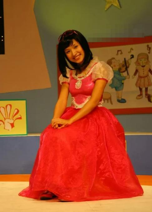 Hội bạn thân phim Nhật Ký Vàng Anh sau 18 năm lên sóng, con cái đề huề, gia nhập hội bỉm sữa nhưng vẫn xinh đẹp rạng ngời-14