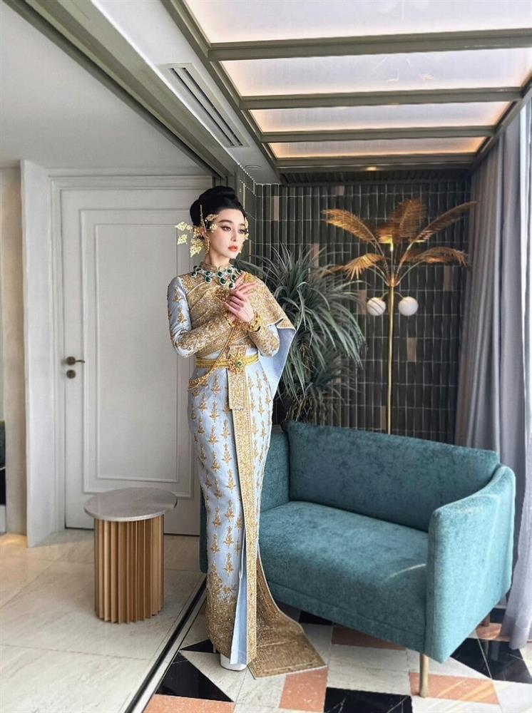 Phạm Băng Băng đẹp tựa nữ thần ở Lễ hội té nước tại Thái Lan-1