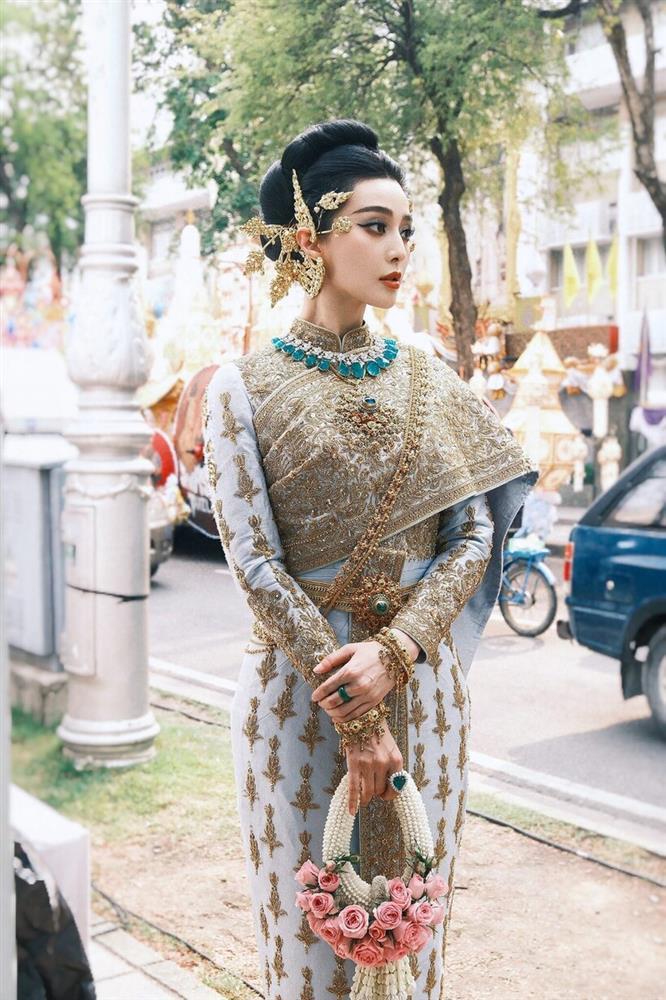 Phạm Băng Băng đẹp tựa nữ thần ở Lễ hội té nước tại Thái Lan-3